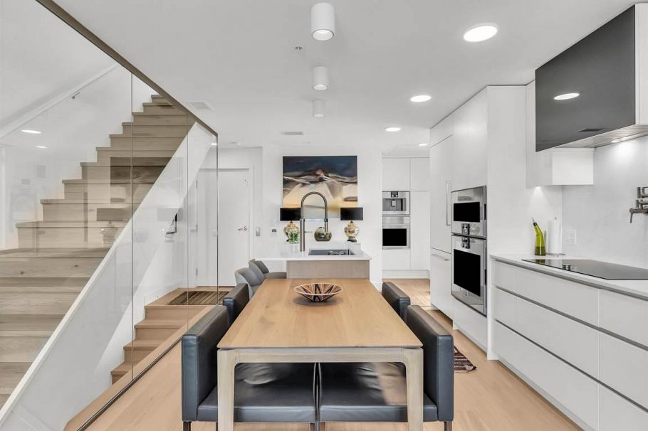 2366  BIRCH STREET, Vancouver BC V6H 0C7 Vancouver, BC - 2