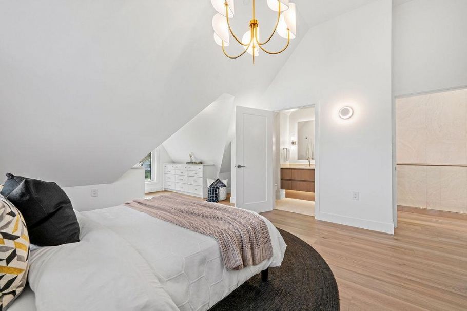 1139 W 33rd Avenue Vancouver, BC - 30