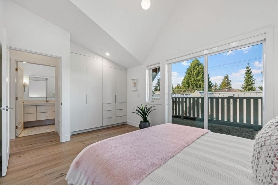 1139 W 33rd Avenue Vancouver, BC - 38