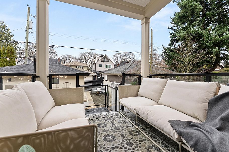 3123 W 16th Avenue Vancouver, BC - 13