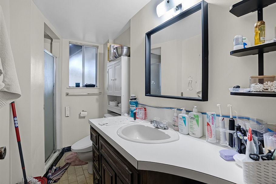 3963 - 3965 Gilpin Street Burnaby, BC - 19