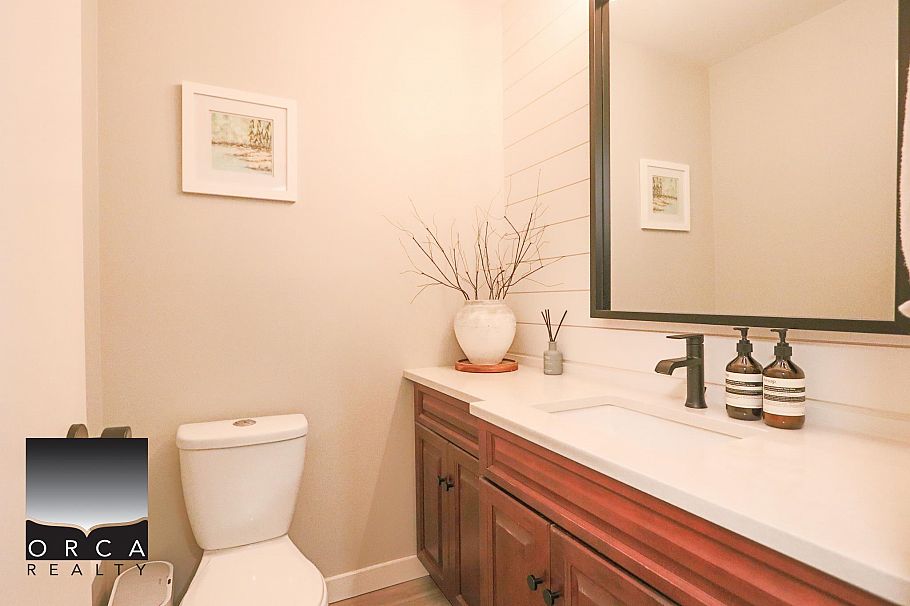 202 3191 MOUNTAIN HIGHWAY HIGHWAY, North Vancouver BC V7K 2H4 North Vancouver, BC - 24