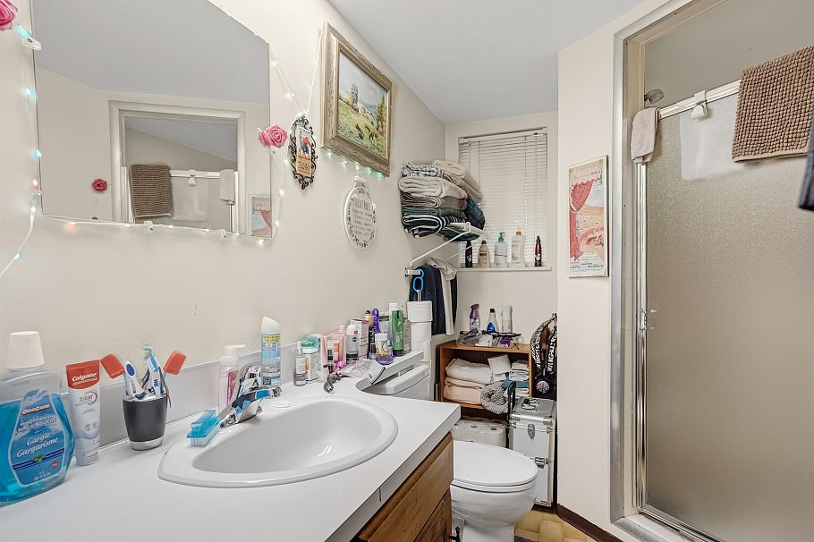 3963 - 3965 Gilpin Street Burnaby, BC - 33