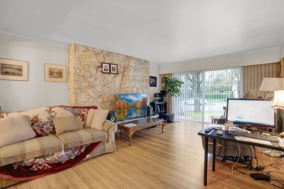 3963 - 3965 Gilpin Street Burnaby, BC - 7