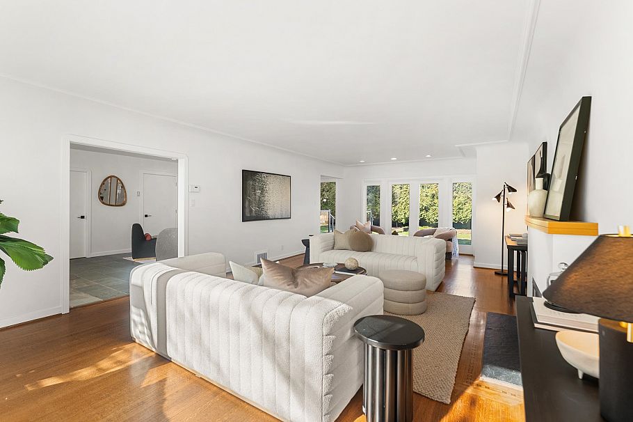 4709 Chancellor Boulevard Vancouver, BC - 9