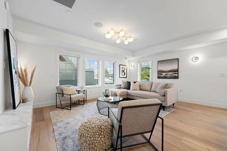 1139 W 33rd Avenue Vancouver, BC - 5