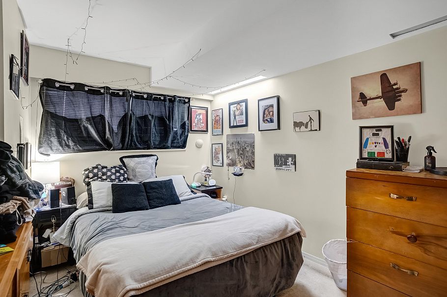 3963 - 3965 Gilpin Street Burnaby, BC - 32