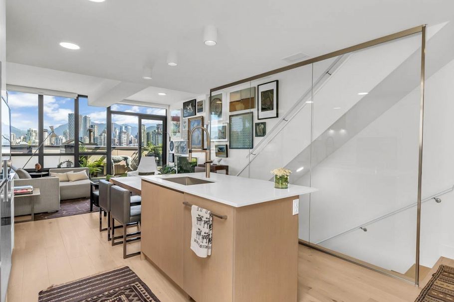 2366  BIRCH STREET, Vancouver BC V6H 0C7 Vancouver, BC - 5