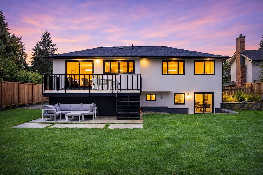 2654 Masefield Road North Vancouver, BC - 3