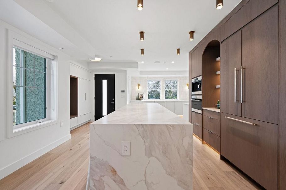 1139 W 33rd Avenue Vancouver, BC - 28