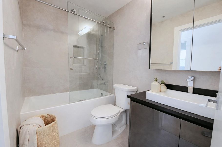 802 1150 Bute Street Vancouver, BC - 7