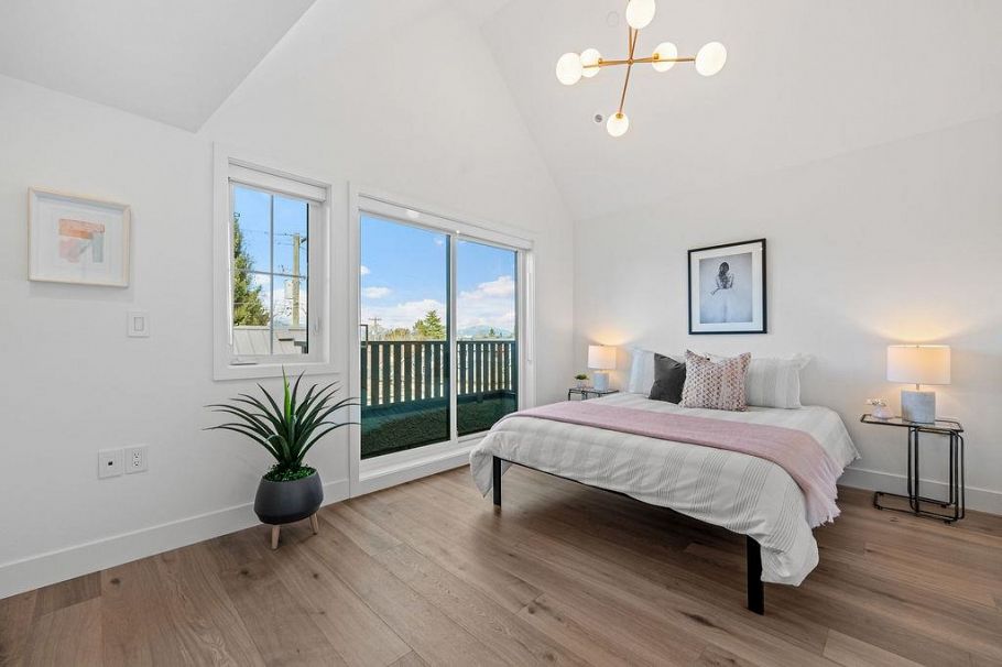 1139 W 33rd Avenue Vancouver, BC - 37