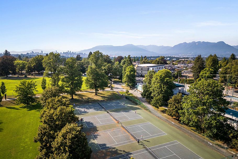 118 2960 E 29th Avenue Vancouver, BC - 29