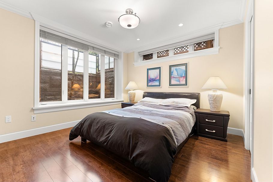 1041 W 58th Avenue Vancouver, BC - 29