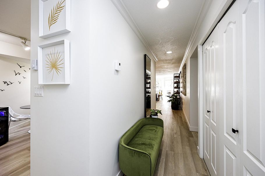 303 1500 Ostler Court North Vancouver, BC - 16