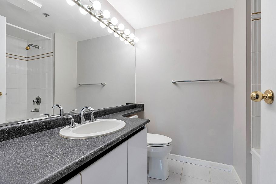 603 1132 Haro Street Vancouver, BC - 27