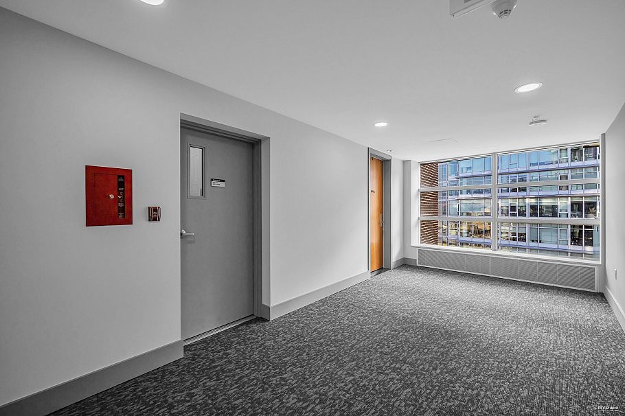 704 181 W 1st Avenue Vancouver, BC - 4