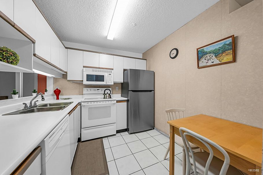 101 1924 Comox Street Vancouver, BC - 13