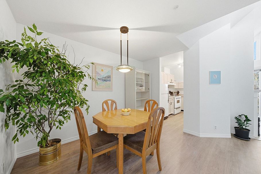 PH2 2736 Victoria Drive Vancouver, BC - 9