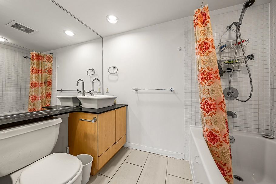 305 989 Beatty Street Vancouver, BC - 14