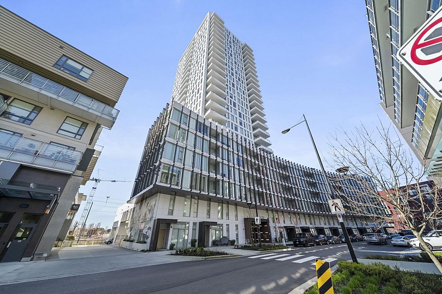 2201 3438 Sawmill Crescent Vancouver, BC - 1