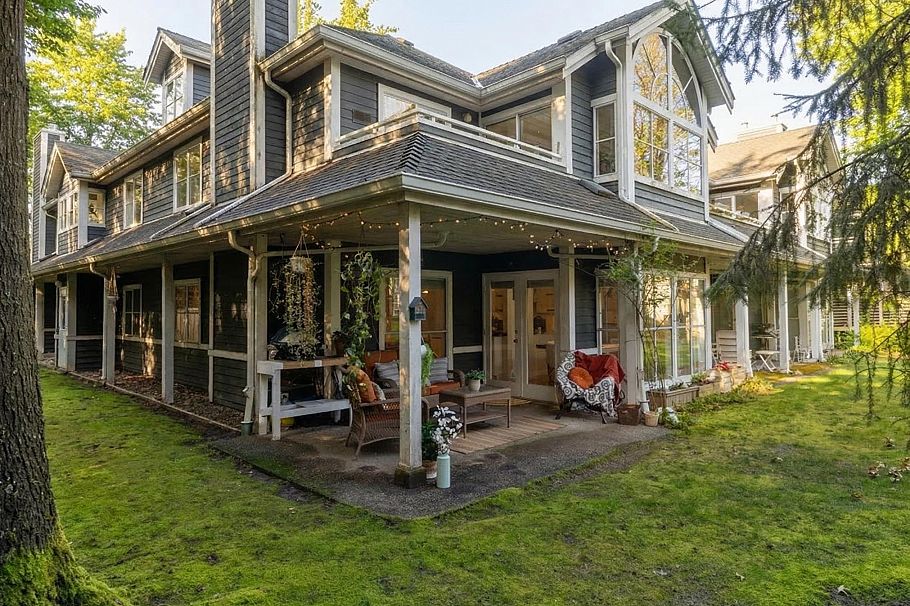 118 2960 E 29th Avenue Vancouver, BC - 1