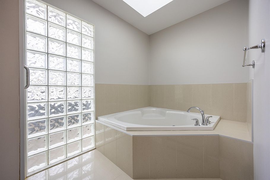 3259 E 46th Avenue Vancouver, BC - 18