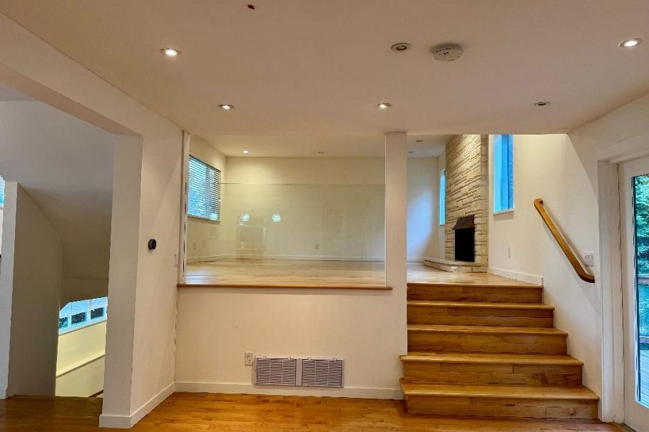 5257 Sonora Drive North Vancouver, BC - 4