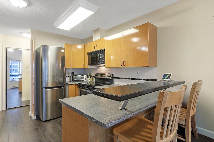 2010 939 Homer Street Vancouver, BC - 5