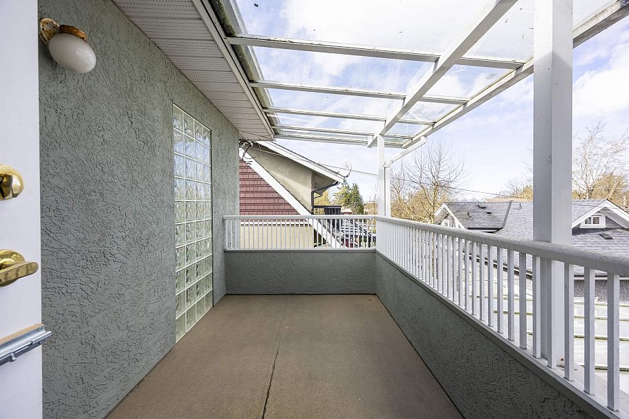 3259 E 46th Avenue Vancouver, BC - 24