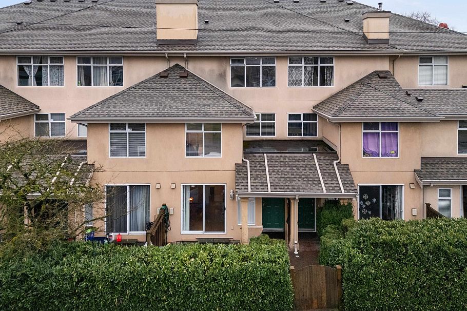 15 3428 Adanac Street Vancouver, BC - 14