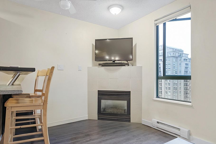 2010 939 Homer Street Vancouver, BC - 9