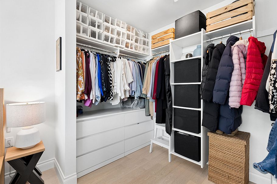 409 185 Victory Ship Way North Vancouver, BC - 18