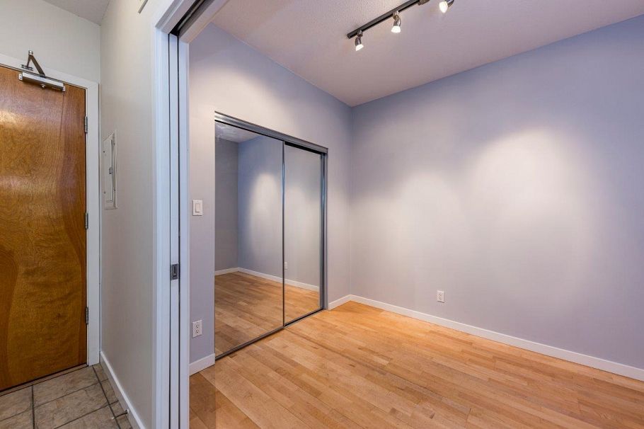 208 560 Raven Woods Drive North Vancouver, BC - 13