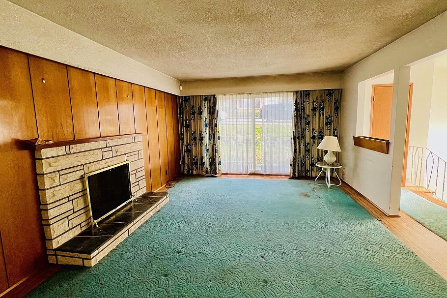 4695 Nanaimo Street Vancouver, BC - 9