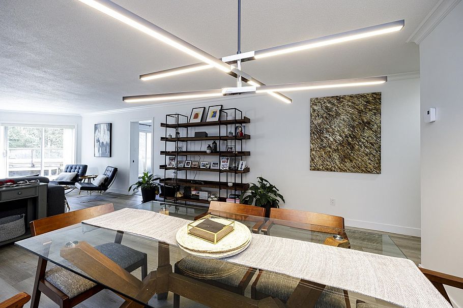 303 1500 Ostler Court North Vancouver, BC - 9