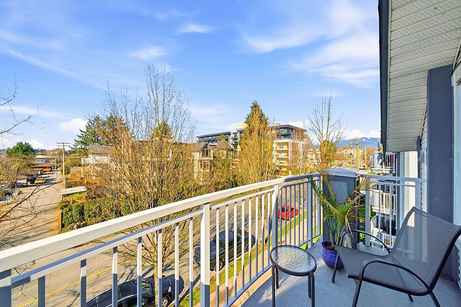 PH2 2736 Victoria Drive Vancouver, BC - 17