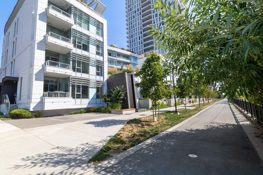 4 8508 Jack Uppal Street Vancouver, BC - 39