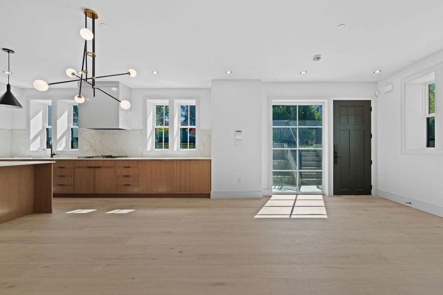 6851 Cypress Street Vancouver, BC - 7