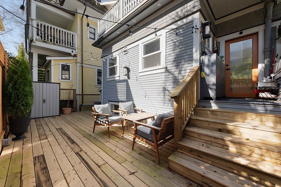 170 W 10th Avenue Vancouver, BC - 32