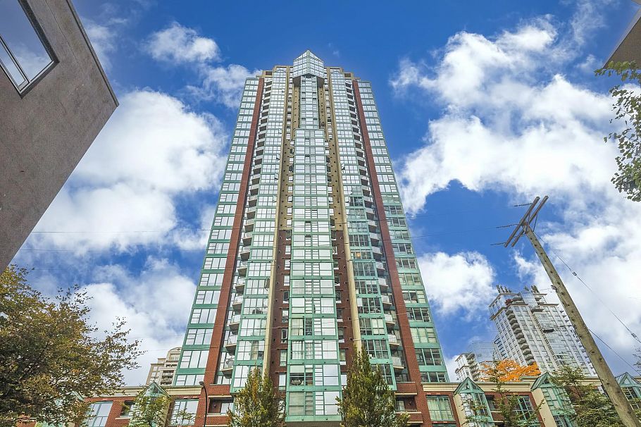 2010 939 Homer Street Vancouver, BC - 25