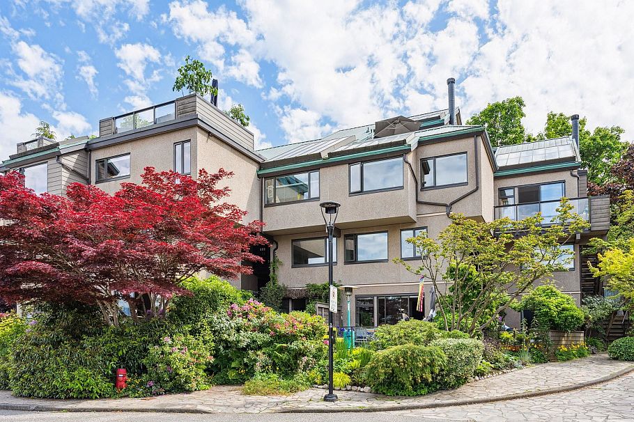 784 Millbank Vancouver, BC - 2