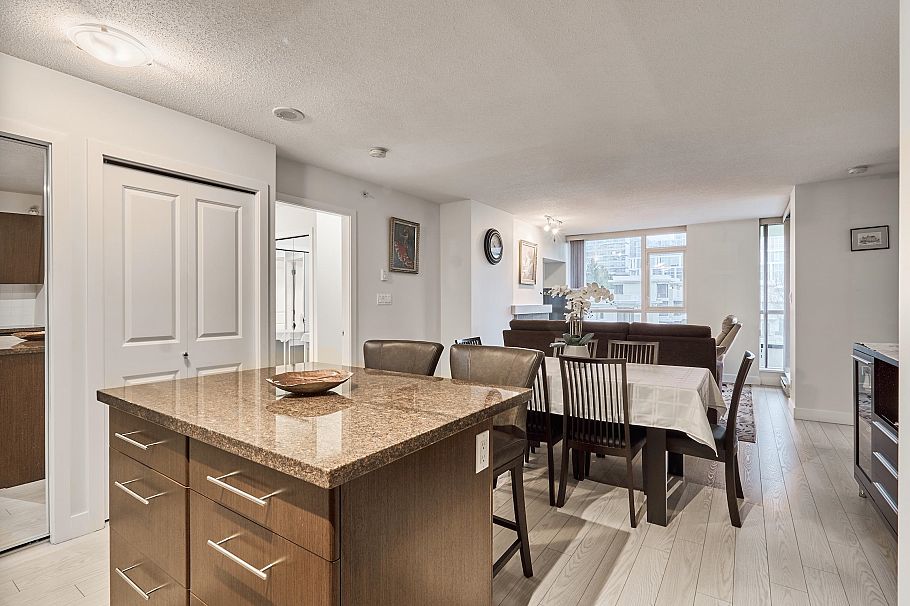 401 2138 Madison Avenue Burnaby, BC - 5