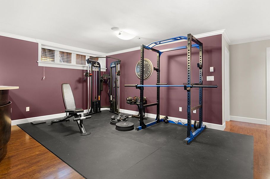 1041 W 58th Avenue Vancouver, BC - 32