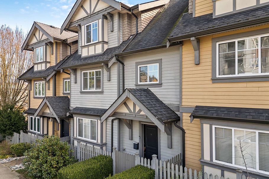 2412 St. Catherines Street Vancouver, BC - 1