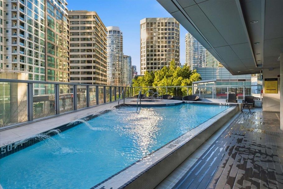 2206 1111 Alberni Street Vancouver, BC - 21