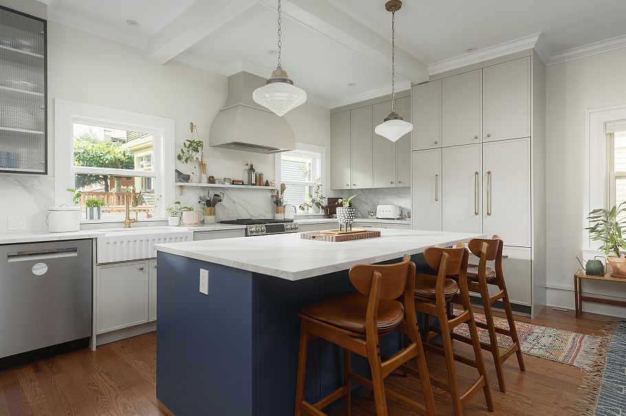 170 W 10th Avenue Vancouver, BC - 4