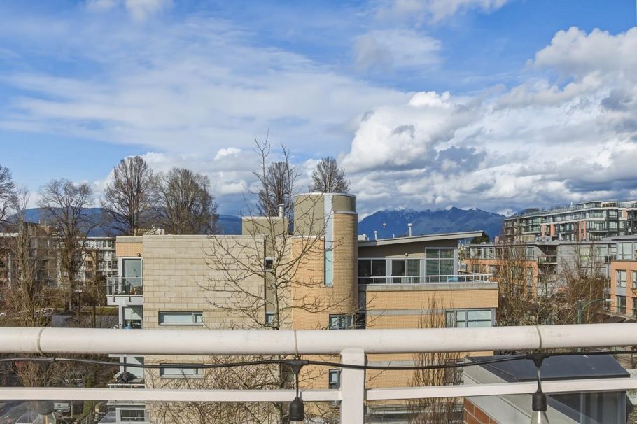 404 2768 Cranberry Drive Vancouver, BC - 5