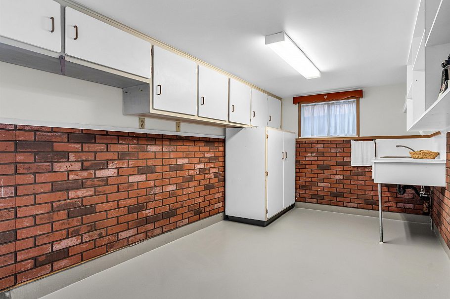 583 W 18th Avenue Vancouver, BC - 30