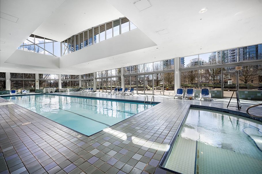 702 1008 Cambie Street Vancouver, BC - 16